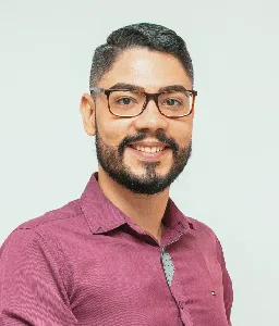 Kelvis Rodrigo Sampaio